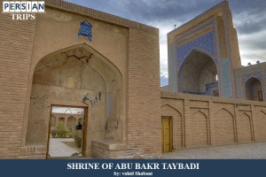 Shrine-of-Zeinoddin-Abu-Bakr-Taybadi9
